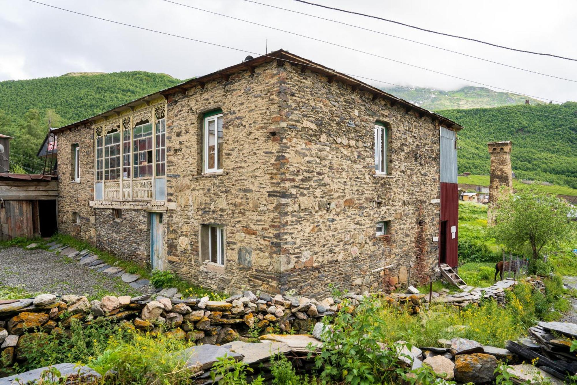 Guesthouse Svani أوشغولي المظهر الخارجي الصورة
